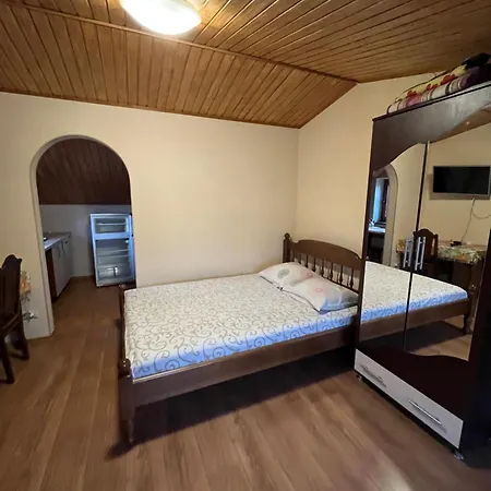 Rest House 3* Οδησσός